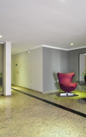 Apartamento à venda com 86m², 3 quartos e 2 vagasHall social