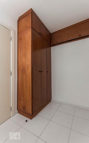 Apartamento para alugar com 84m², 2 quartos e 1 vaga Apartamento para alugar com 84m², 2 quartos e 1 vagaQuarto de serviço