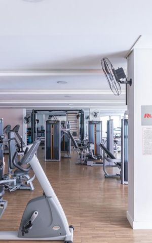 Studio à venda com 35m², 1 quarto e 1 vaga Studio à venda com 35m², 1 quarto e 1 vagaAcademia