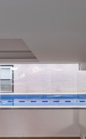Studio à venda com 35m², 1 quarto e 1 vaga Studio à venda com 35m², 1 quarto e 1 vagaPiscina