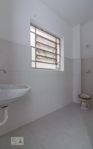 Apartamento para alugar com 80m², 2 quartos e sem vaga Apartamento para alugar com 80m², 2 quartos e sem vagaBanheiro