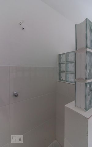 Apartamento para alugar com 80m², 2 quartos e sem vaga Apartamento para alugar com 80m², 2 quartos e sem vagaBanheiro