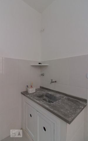 Apartamento para alugar com 80m², 2 quartos e sem vaga Apartamento para alugar com 80m², 2 quartos e sem vagaCozinha