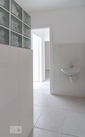 Apartamento para alugar com 80m², 2 quartos e sem vaga Apartamento para alugar com 80m², 2 quartos e sem vagaBanheiro