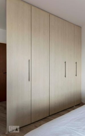 Apartamento para alugar com 67m², 1 quarto e 2 vagasQuarto (Armários)