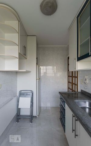 Apartamento para alugar com 67m², 1 quarto e 2 vagasCozinha