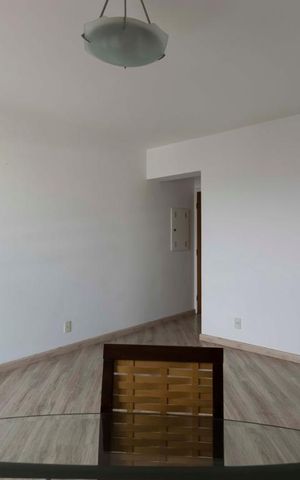 Apartamento para alugar com 67m², 1 quarto e 2 vagasSala