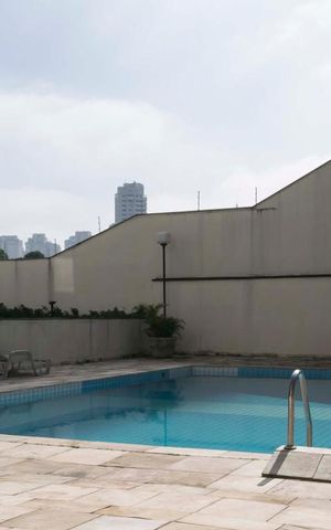 Apartamento para alugar com 67m², 1 quarto e 2 vagasÁrea comum - Piscina