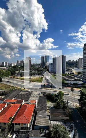 Apartamento para alugar com 81m², 2 quartos e 2 vagasVista