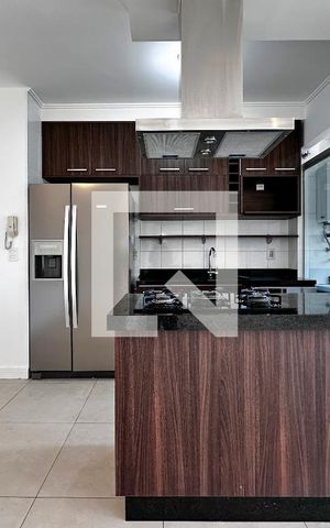 Apartamento para alugar com 81m², 2 quartos e 2 vagasCozinha