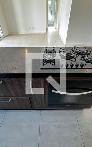 Apartamento para alugar com 81m², 2 quartos e 2 vagasCozinha