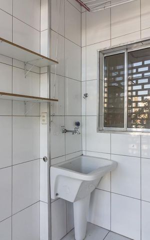 Apartamento para alugar com 96m², 3 quartos e sem vaga Apartamento para alugar com 96m², 3 quartos e sem vagaÁrea de serviço