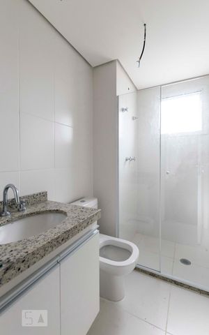 Apartamento para alugar com 110m², 3 quartos e 2 vagasBanheiro social