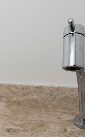 Apartamento para alugar com 110m², 3 quartos e 2 vagasLavabo (Torneira)