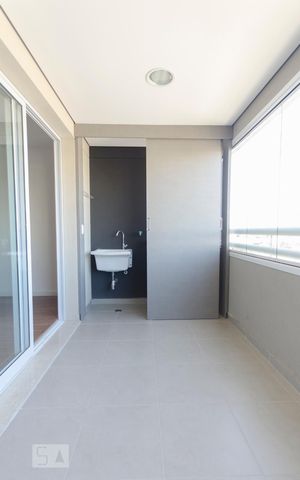 Apartamento à venda com 47m², 1 quarto e 1 vagaSacada  / lavanderia