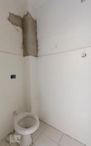 Apartamento para alugar com 100m², 2 quartos e sem vagaBanheiro de serviço