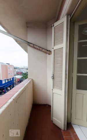 Apartamento para alugar com 100m², 2 quartos e sem vagaSacada Quarto 2