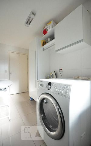 Apartamento à venda com 168m², 3 quartos e 3 vagasárea de serviço