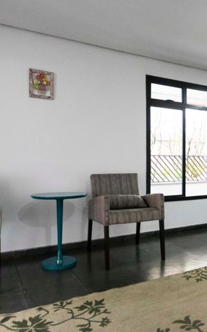 Apartamento para alugar com 55m², 2 quartos e 1 vagaÁrea comum - Hall social