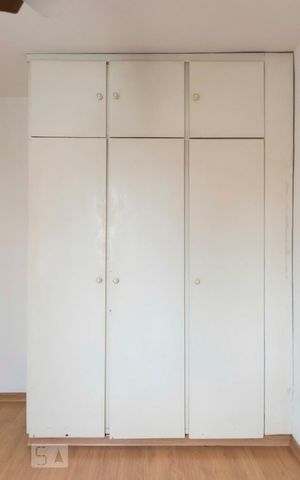 Apartamento para alugar com 55m², 2 quartos e 1 vagaQuarto 2 (Armários)