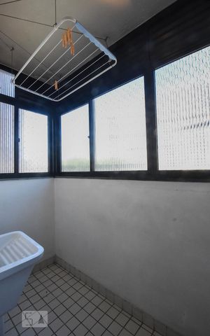 Apartamento à venda com 63m², 1 quarto e 1 vaga Apartamento à venda com 63m², 1 quarto e 1 vagaLavanderia