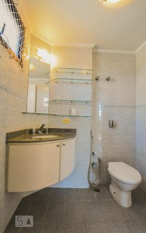 Apartamento à venda com 63m², 1 quarto e 1 vaga Apartamento à venda com 63m², 1 quarto e 1 vagaBanheiro