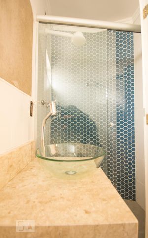 Apartamento à venda com 72m², 2 quartos e 1 vaga Apartamento à venda com 72m², 2 quartos e 1 vagaBanheiro