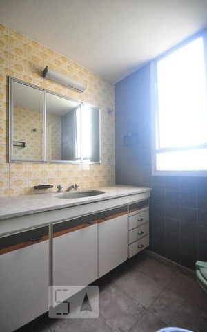 Apartamento à venda com 200m², 4 quartos e 2 vagasbanheiro suíte 3
