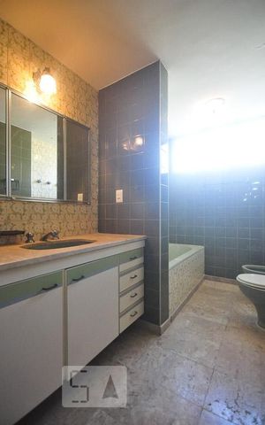 Apartamento à venda com 200m², 4 quartos e 2 vagasbanheiro