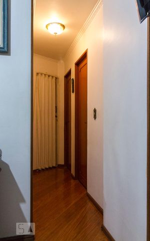 Apartamento para alugar com 55m², 2 quartos e 1 vagaAcesso aos Quartos e Banheiro 