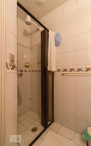 Apartamento para alugar com 55m², 2 quartos e 1 vagaBox do Banheiro Social 