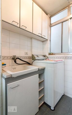 Apartamento para alugar com 55m², 2 quartos e 1 vagaArea de Serviço 