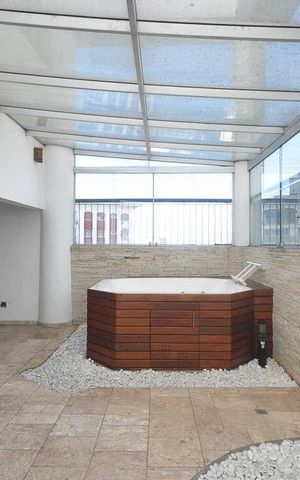 Apartamento à venda com 206m², 3 quartos e 4 vagascobertura