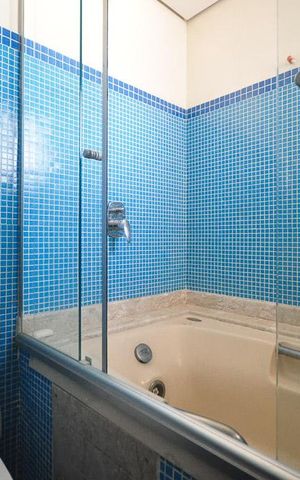 Apartamento à venda com 206m², 3 quartos e 4 vagasbanheiro suíte 1