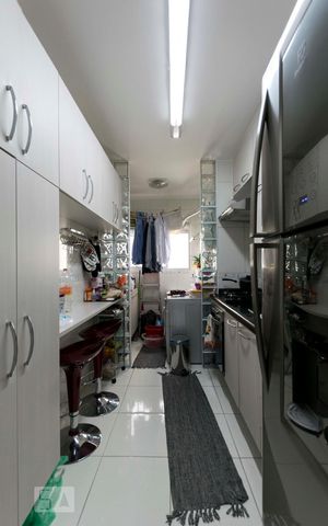 Apartamento à venda com 60m², 2 quartos e 1 vagaCozinha