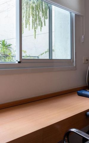 Apartamento à venda com 77m², 1 quarto e sem vagaEscritório