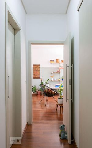 Apartamento à venda com 77m², 1 quarto e sem vagaCorredor