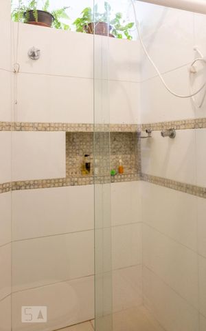 Apartamento à venda com 77m², 1 quarto e sem vagaBox