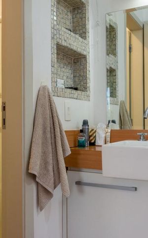 Apartamento à venda com 77m², 1 quarto e sem vagaBanheiro