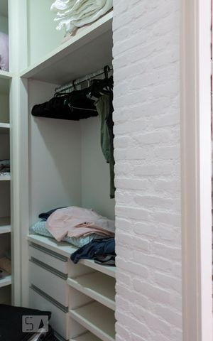 Apartamento à venda com 77m², 1 quarto e sem vagaCloset