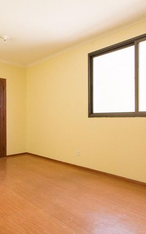 Apartamento à venda com 96m², 3 quartos e 1 vaga Apartamento à venda com 96m², 3 quartos e 1 vagaSala