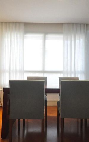 Apartamento à venda com 60m², 1 quarto e 1 vagamesa de jantar