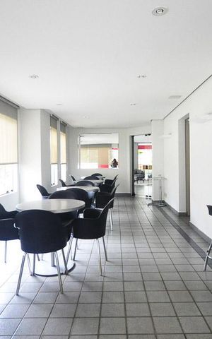 Apartamento à venda com 60m², 1 quarto e 1 vagasalão de festa