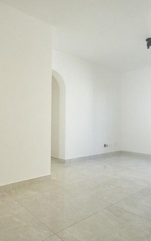 Apartamento para alugar com 58m², 2 quartos e 2 vagassala