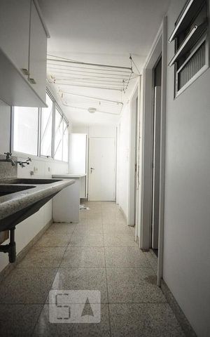 Apartamento à venda com 220m², 4 quartos e 2 vagasárea de serviço