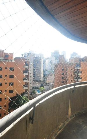 Apartamento à venda com 220m², 4 quartos e 2 vagasvaranda