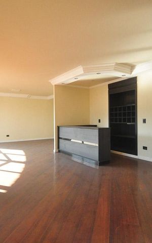 Apartamento à venda com 220m², 4 quartos e 2 vagassala