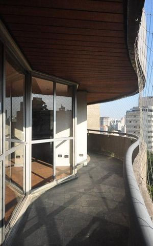 Apartamento à venda com 220m², 4 quartos e 2 vagasvaranda