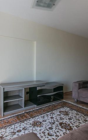 Apartamento para alugar com 86m², 2 quartos e 1 vagaSala