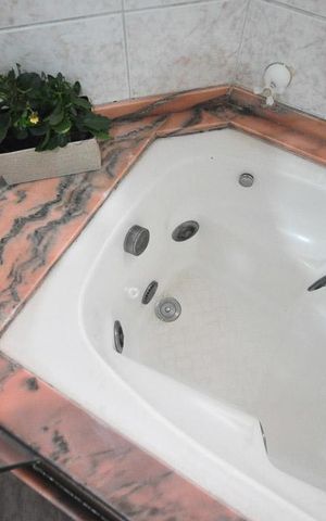 Apartamento à venda com 213m², 4 quartos e 3 vagasdetalhe do banheiro suíte 2